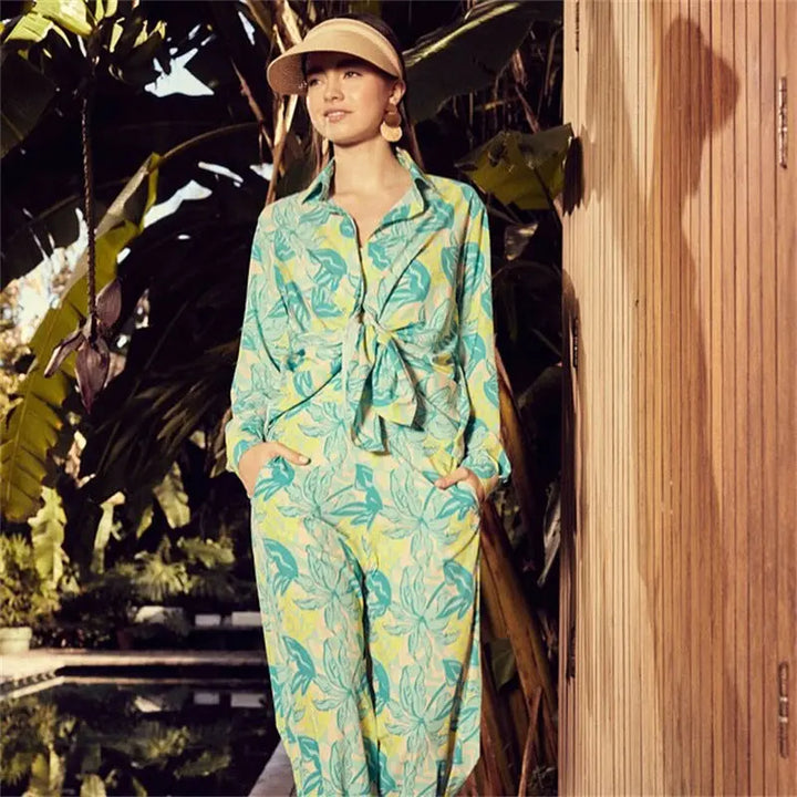 VELISSIA™ | Tropical Foliage Set – Vibrant Yellow & Aqua Blue Energy